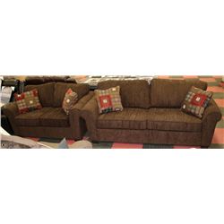 NEW BROWN FABRIC SOFA AND LOVE SEAT WITH ACCENT