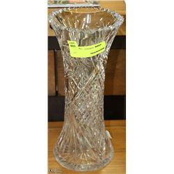 ESTATE PINWHEEL CRYSTAL VASE