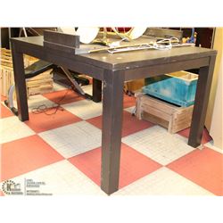 FAUX WOOD KITCHEN TABLE