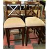 Image 1 : 2 COUNTER HEIGHT BROWN CHAIRS