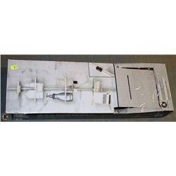 HOMETRENDS POLE SHOWER CADDY