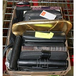 FLAT OF LADIES WALLETS