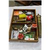 Image 2 : TRAY OF VINTAGE COLLECTIBLES AND BOTTLE OPENERS