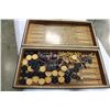 Image 2 : POKER SET AND CHESS SET