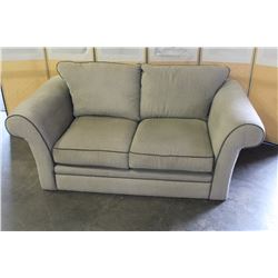 MODERN STYLUS LOVESEAT