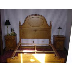 Oak Night Stand that matches bed