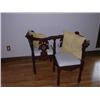 Image 2 : Reverse Conversational Chair