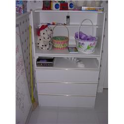 Belini White Chest w/Changing Table