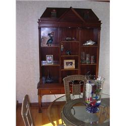 Matlin Smith Hutch