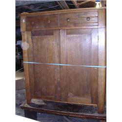 Antique cabinet w/drawers