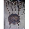 Image 2 : Antique Ice Cream Parlor Table/chairs
