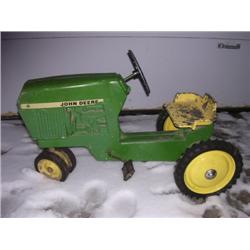 Peddel Tractor, John Deer
