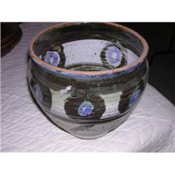 UND Pottery - "Nine" Pottery