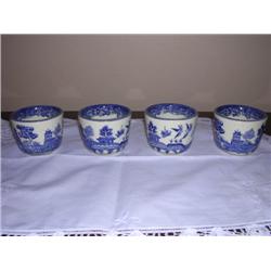 Oriental Set of 4 Tea Cups