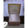 Image 3 : Antique collar box