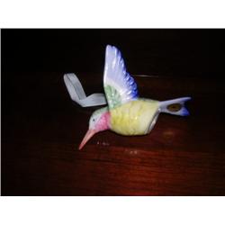 Hummingbird porcelain sachet