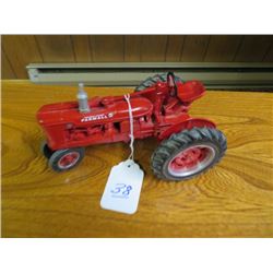 Farmall H, Narrow front, (No Box) 1/16 scale