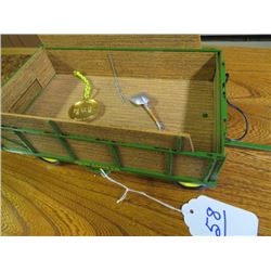 John Deere four wheel rubber tired forage Trailer, Precision. 1/16 scale