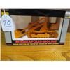 Image 1 : Minneapolis-Moline crawler with loader w/ metal tracks 1/16 scale