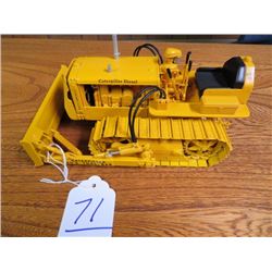 Caterpillar D2 with toolbar dozer w/ metal tracks 1/16 scale