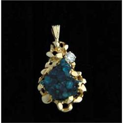 GOLD PENDANT WITH EMERALD & DIAMOND