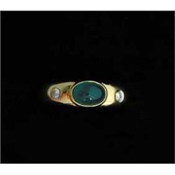 CABOCHON EMERALD RING