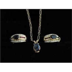 GOLD & SAPPHIRE JEWELRY