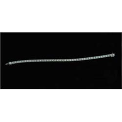 PLATINUM & DIAMOND TENNIS BRACELET