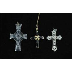 SEVEN CROSSES & CHAINS