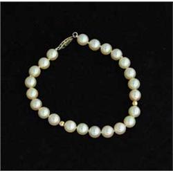 PEARL BRACELET