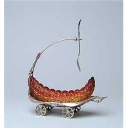AMBERINA BOAT WITH SILVER PLATED HOLDER