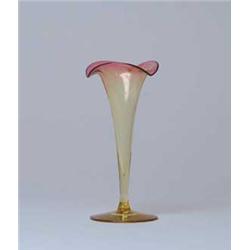 SMALL AMBERINA LILY VASE