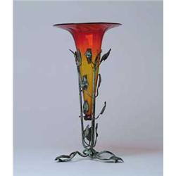 AMBERINA LILY VASE IN METAL HOLDER