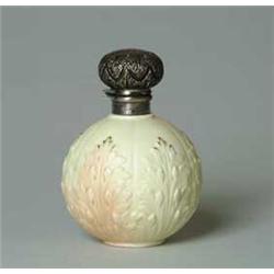 WORCESTER PORCELAIN SCENT BOTTLE