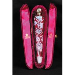 LARGE ENGLISH CAMEO LAYDOWN PERFUME