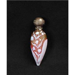 ENGLISH THREE COLOR CAMEO LAYDOWN SCENT BOTTLE