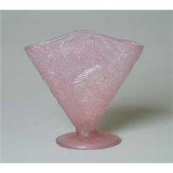 PINK FAN VASE