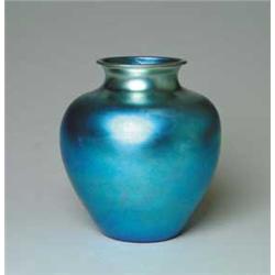 BLUE AURENE VASE