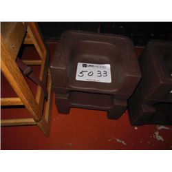 (2) plastic booster seats