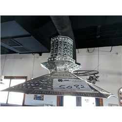 (1) Decorative metal light fixture