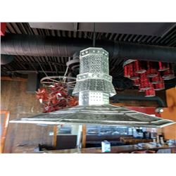 (1) Decorative metal light fixture