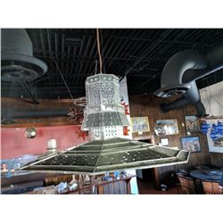 (1) Decorative metal light fixture