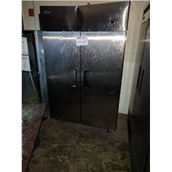 Commercial refrigerator, 51"x78"x32"
