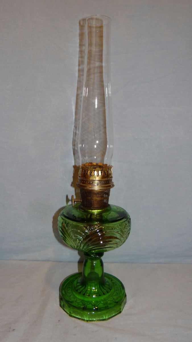 Aladdin lamp, green base