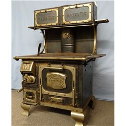 Majestic "Junior" Kitchen Range "Salesman's Sample" or "Child's Model", 21" w x 31" h x 15" d