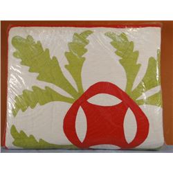 1930's vintage quilt, hand applique, hand quilted