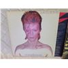 Image 2 : 2 David Bowie LPS