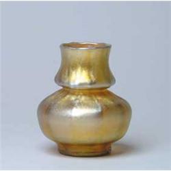 TIFFANY GOLD FAVRILE VASE
