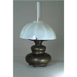 TIFFANY KEROSENE LAMP