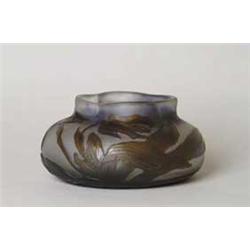 GALLE WHEELCARVED & CAMEO VASE